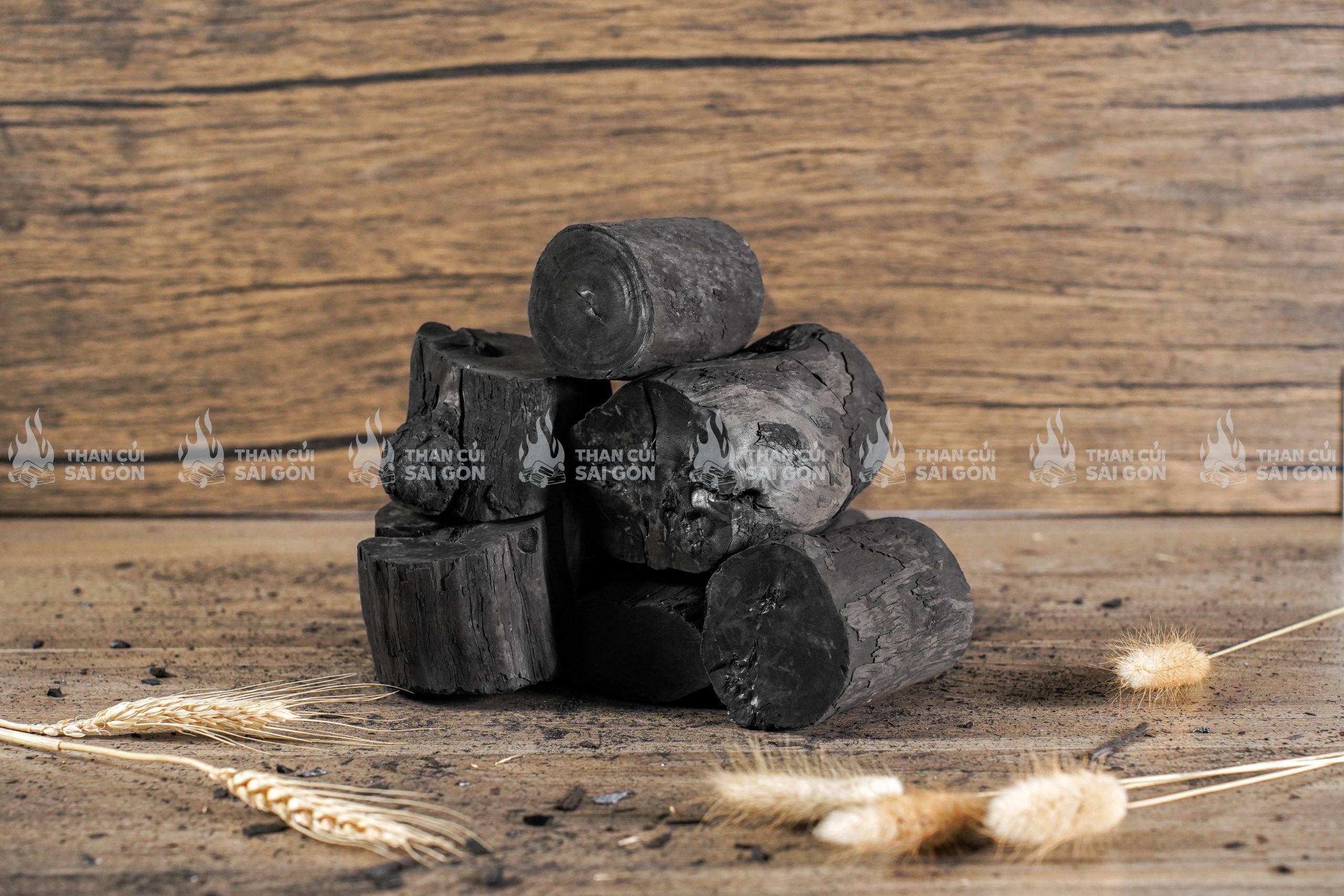 Chọn than củi chất lượng tại Than Củi Sài Gòn