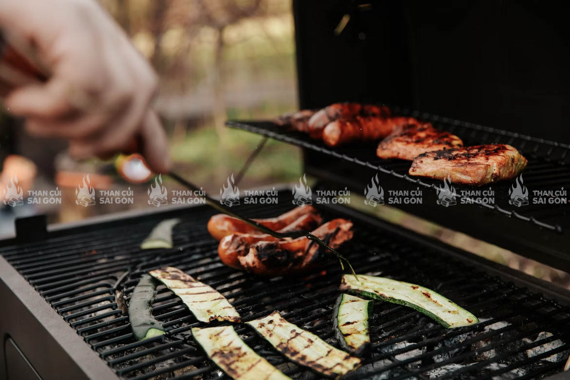 Bếp sạch đẹp sau khi vệ sinh giúp trải nghiệm nướng trở nên tuyệt vời hơn