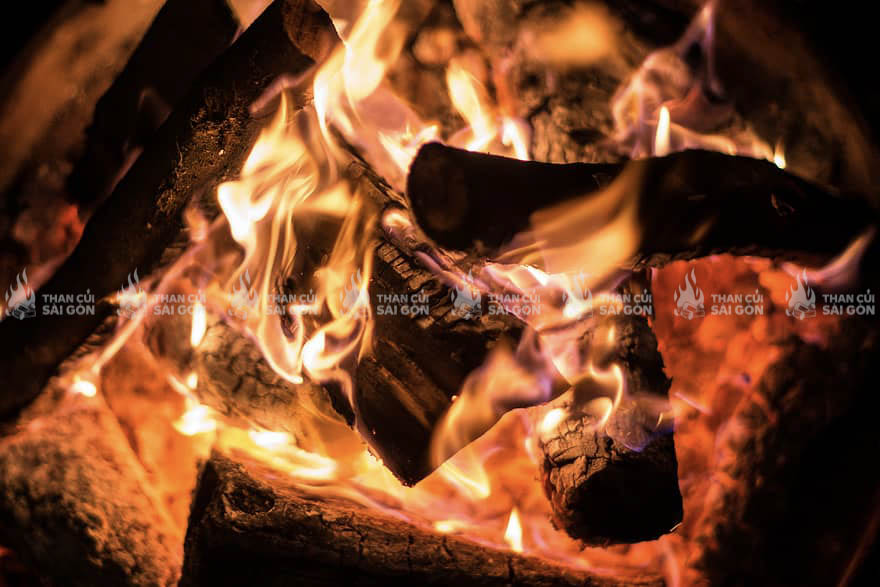 Phương pháp đốt than củi nhanh chóng và an toàn